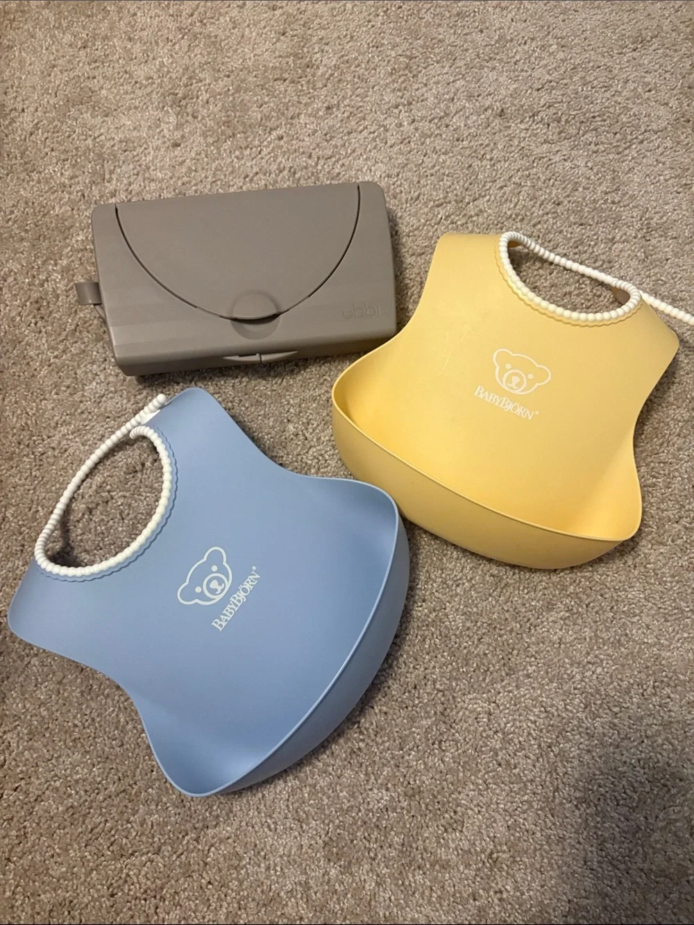 Baby Bjorn Bib 2 Pack & Ubbi On-The-Go Wipe Dispenser Set of 3 EUC